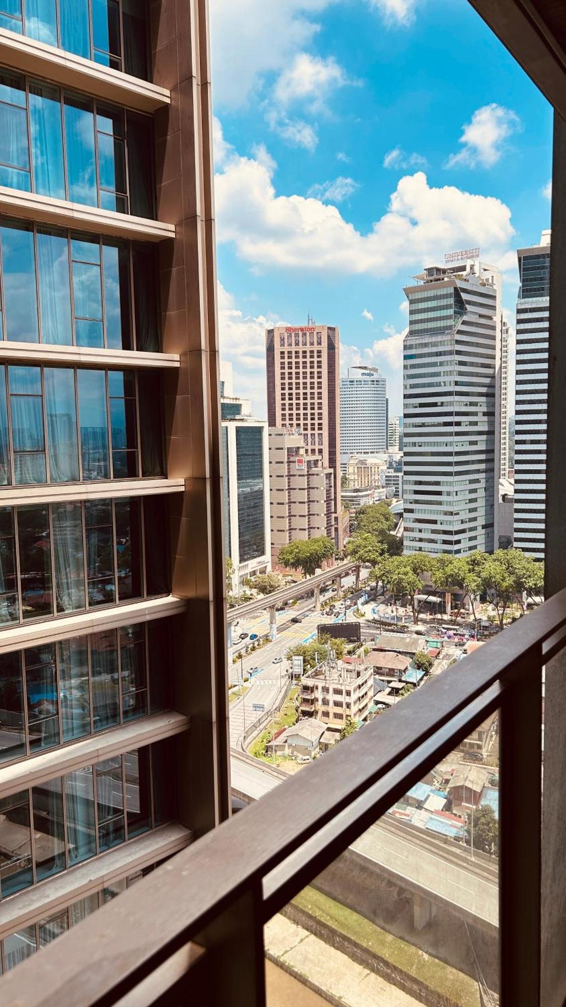 Summer Suites Klcc By Impexia Kuala Lumpur Eksteriør billede